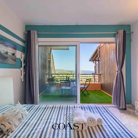 Blue Skyline | Sea View Terrace in Portisco Apartment