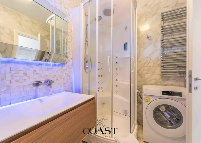 Blueskyline- Vista Mare, Doccia Idromassaggio, A/c 公寓 *